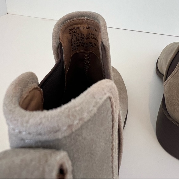 Steve Madden Darbie Suede Boots Size Taupe Dares 6.5 - Picture 11 of 11